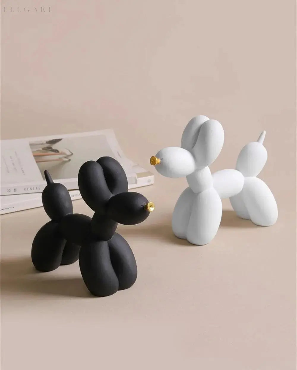 BowLift | PuffGlow - Golden Snout Balloon Sculpture