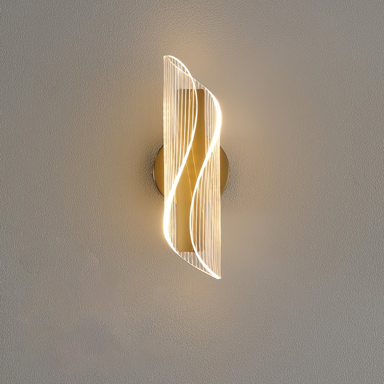 BowLift | CrystalAura – Sparkling Crystal Wall Light for Glamorous Touch