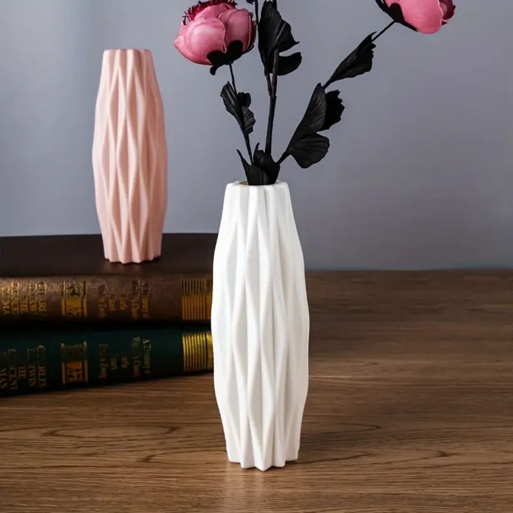 BowLift | Hollow Fold Art Vase