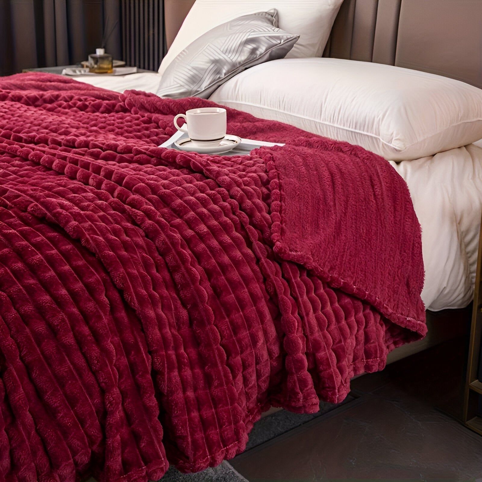 BowLift | EliteWave Plaid - Ultrafluffy structured coral fleece blanket