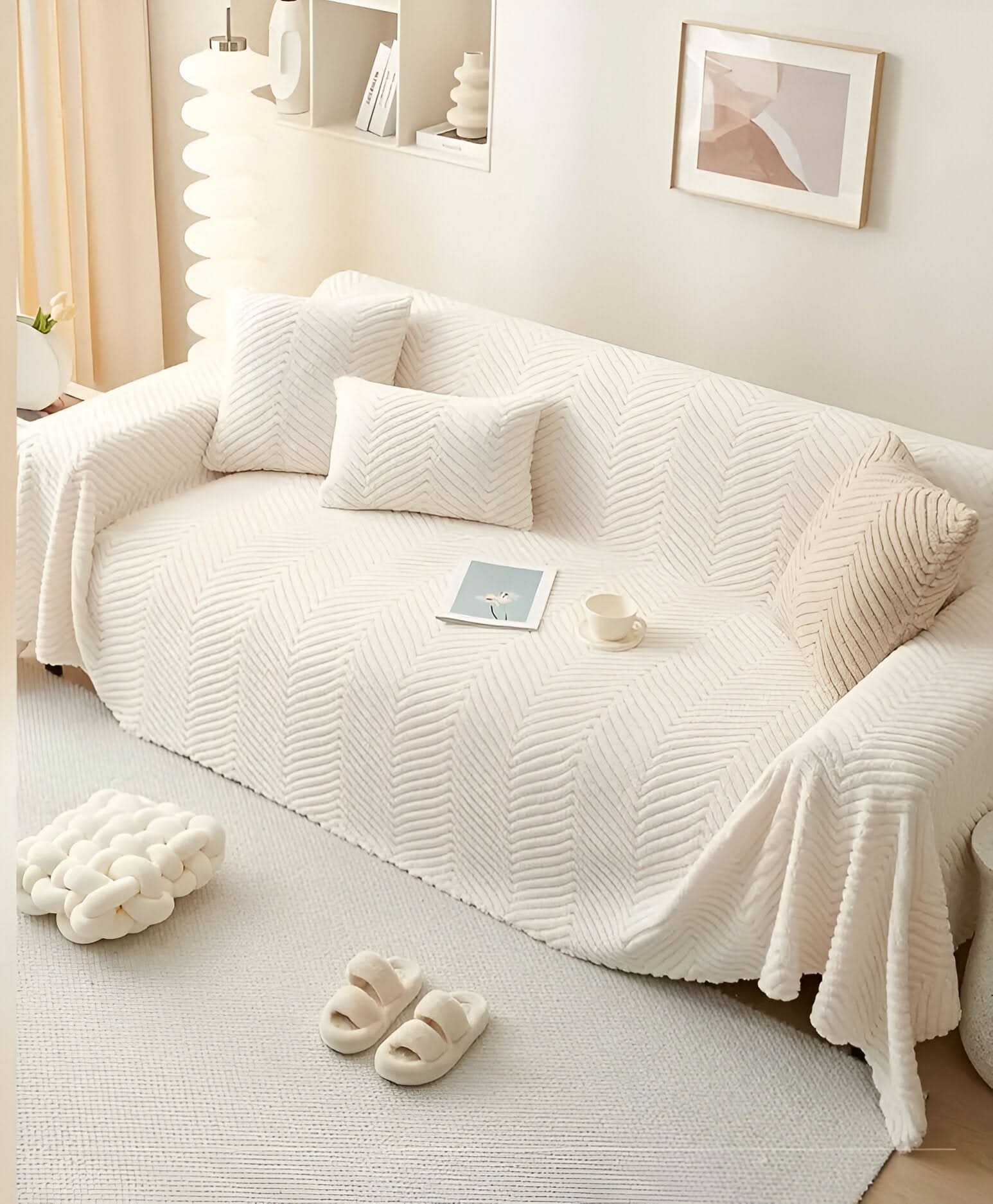 BowLift | LuxuraWrap Sofa Cover – Non‑Slip Pet‑Friendly Couch Protector