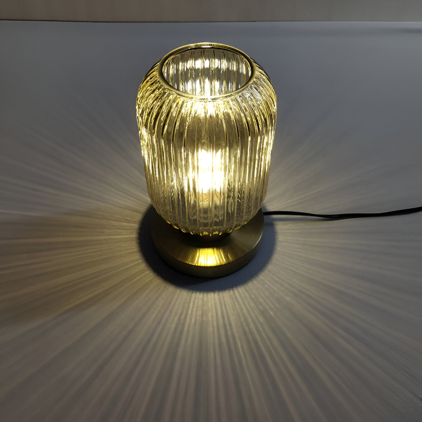 BowLift | Nordic Table Lamp with Ribbed Glass