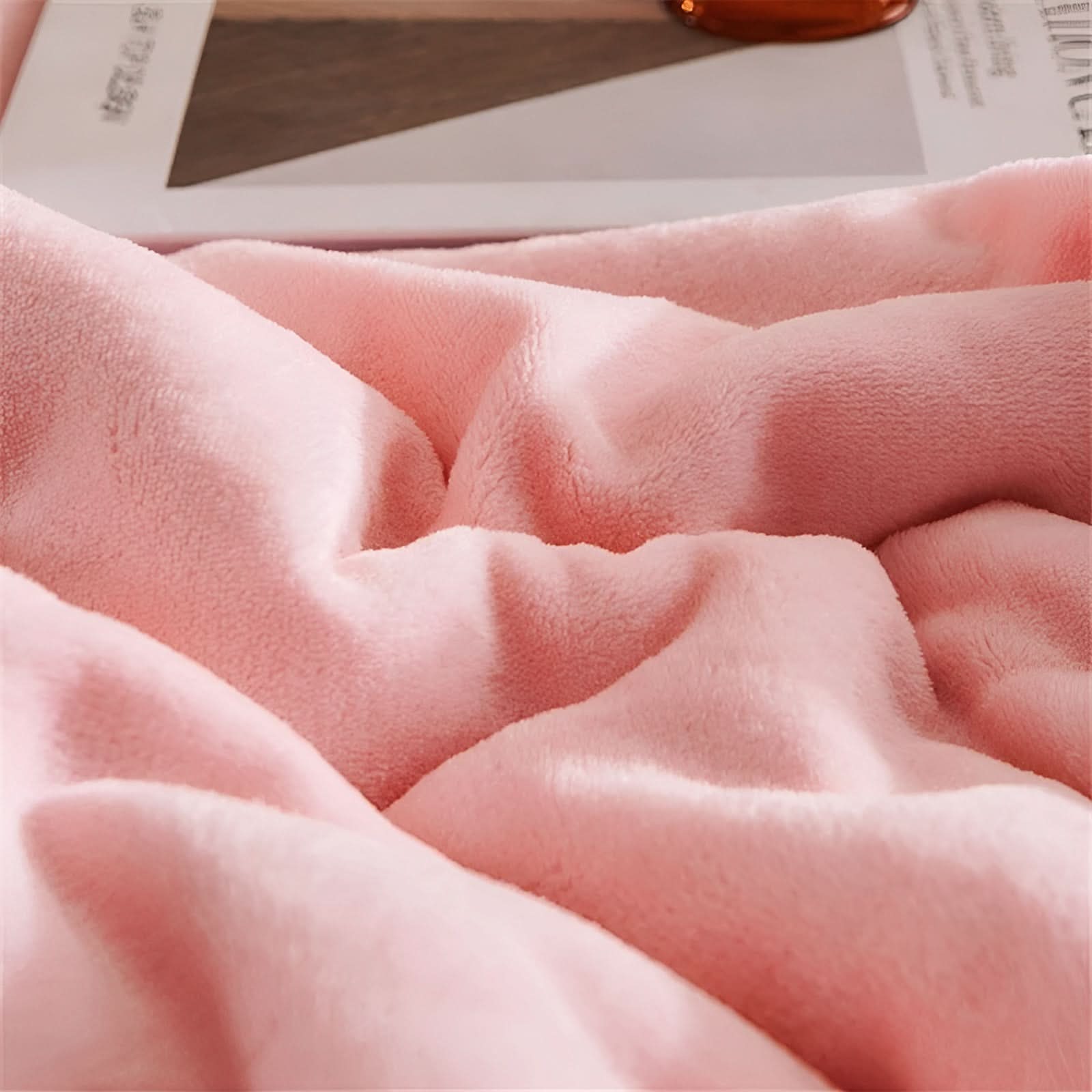BowLift | DOWNLOFT - Three-layer Soft Blanket