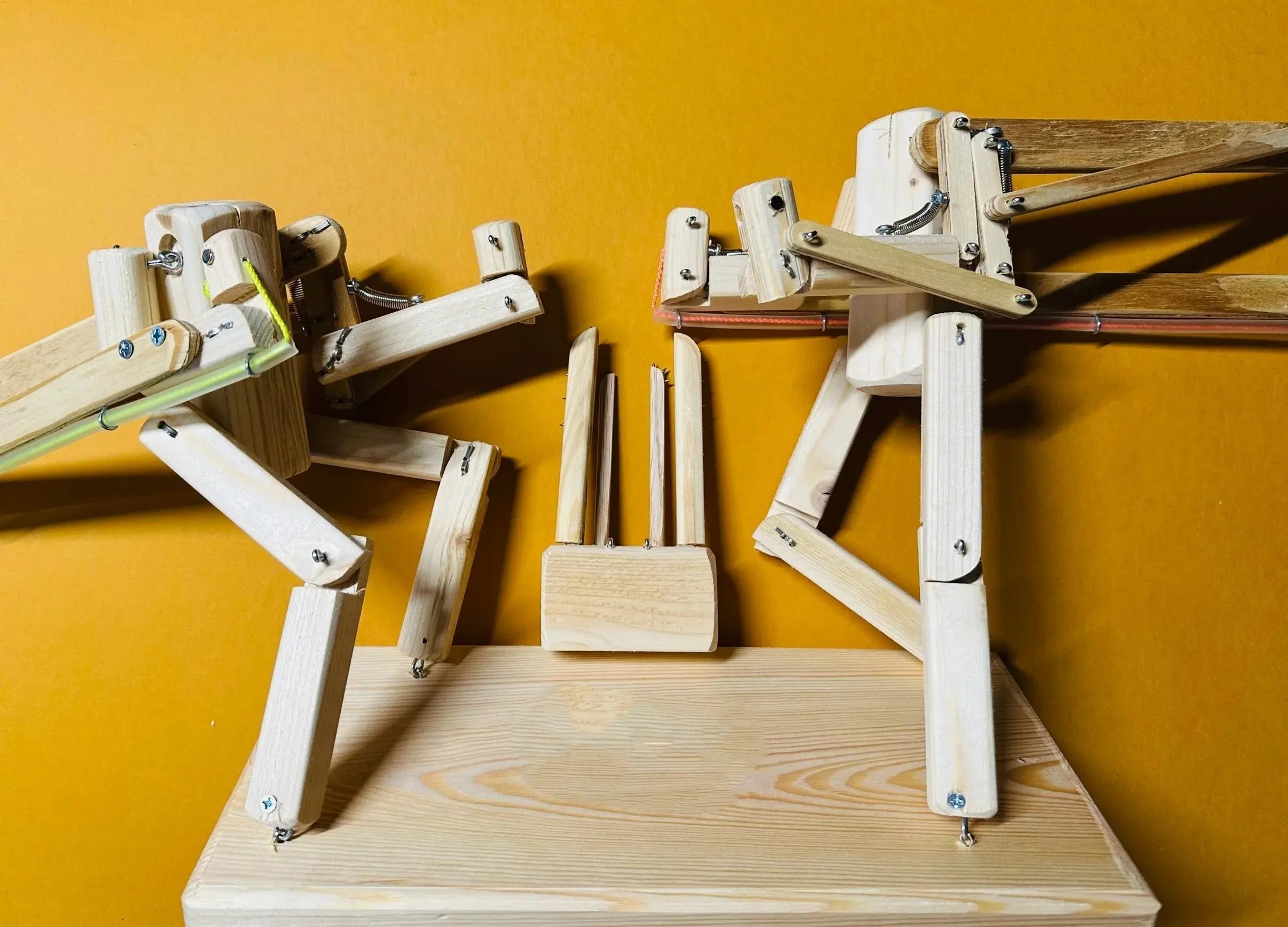 BowLift | Interactive Wooden Balloon Battle Game