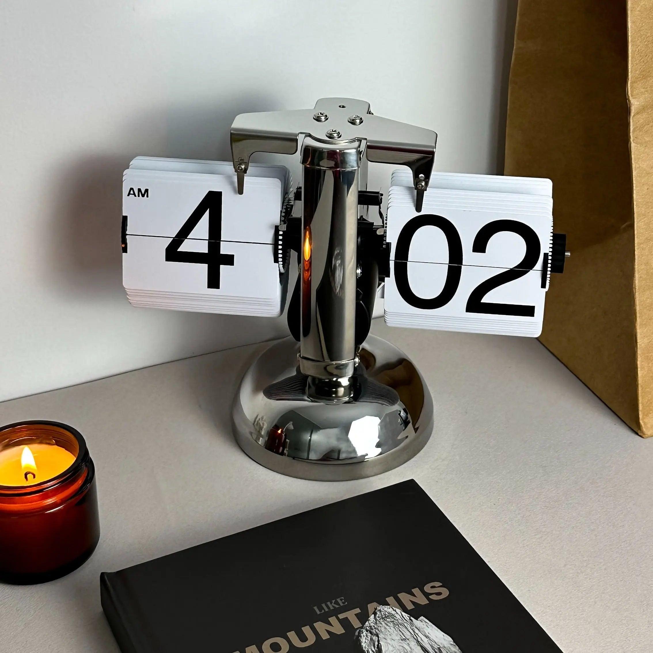 BowLift | FlipChic - Luxurious Timepiece