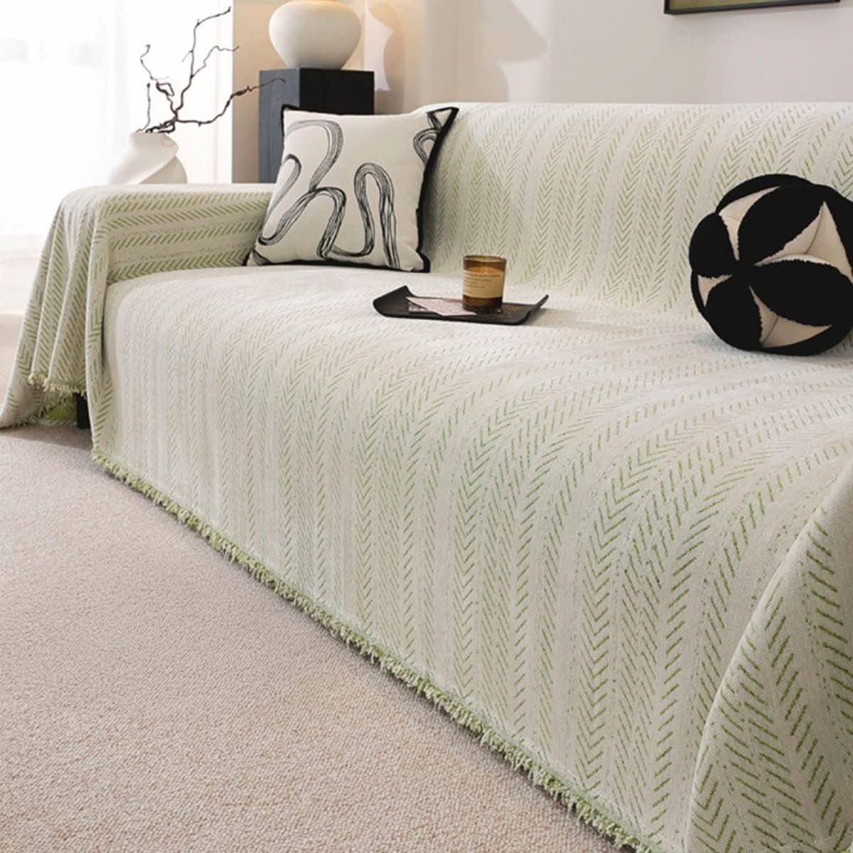 BowLift | Scratch-resistant & washable sofa cover made of chenille