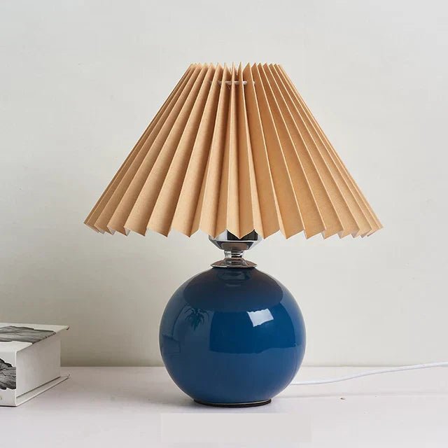 BowLift | Elegant Vintage Table Lamp with Foldable Lampshade