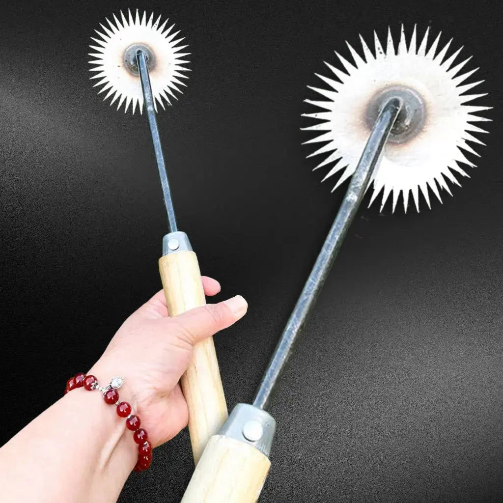 BowLift | Durable Sunflower Hoe with Wooden Handle