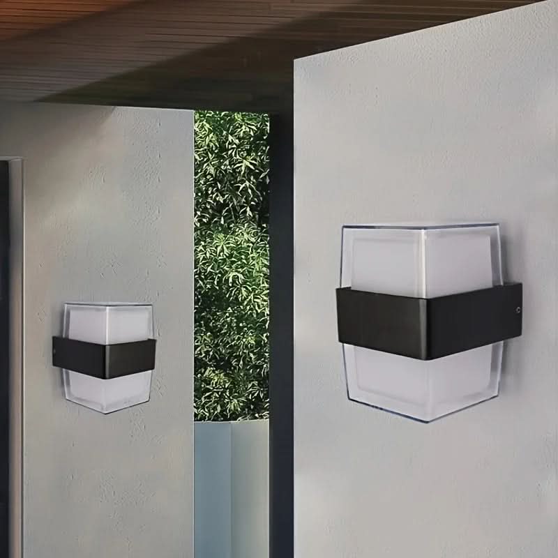 BowLift | AquaLuxe Waterproof Outdoor LED Wall Light