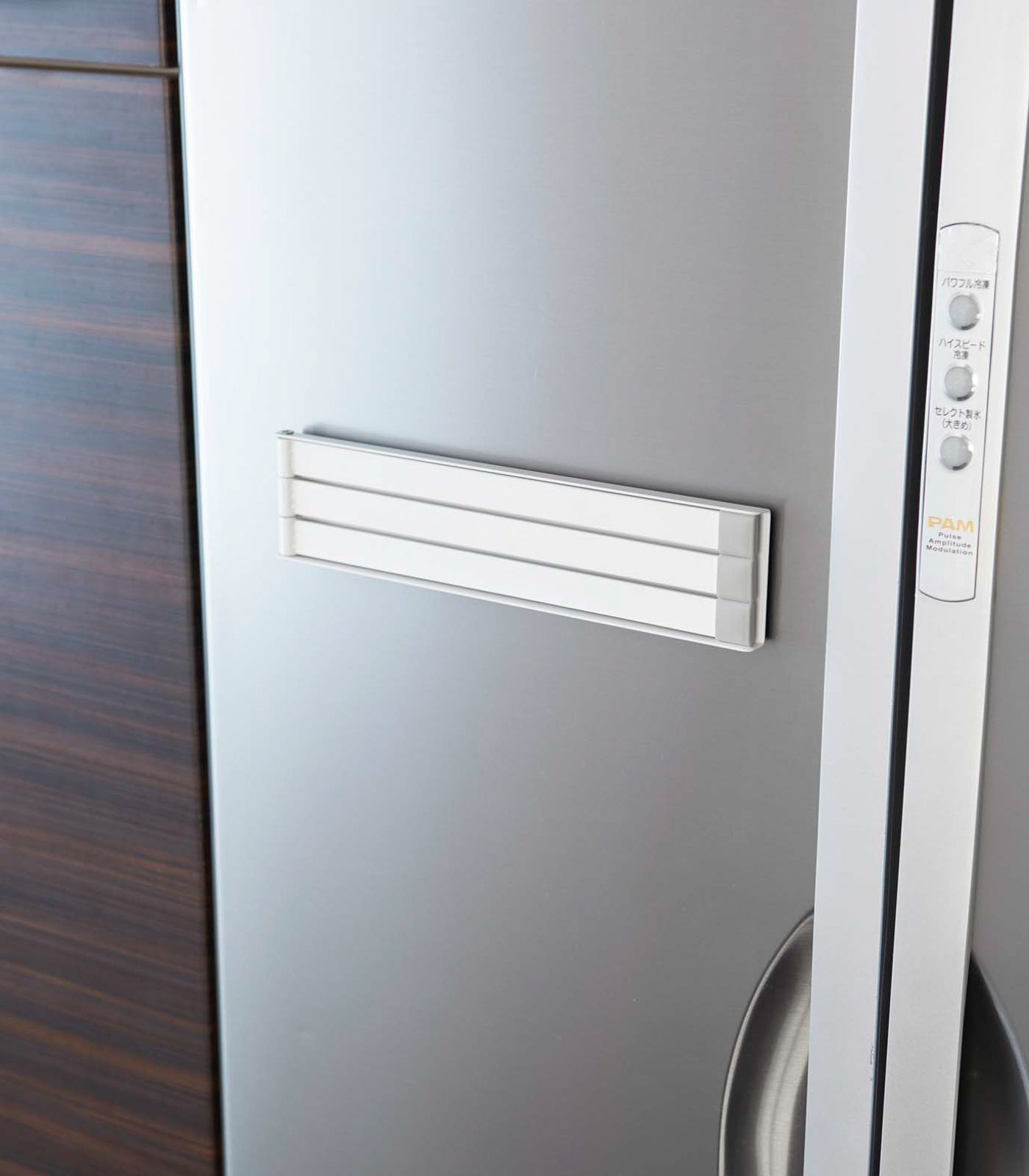 BowLift | Magnetic dish towel holder - steel