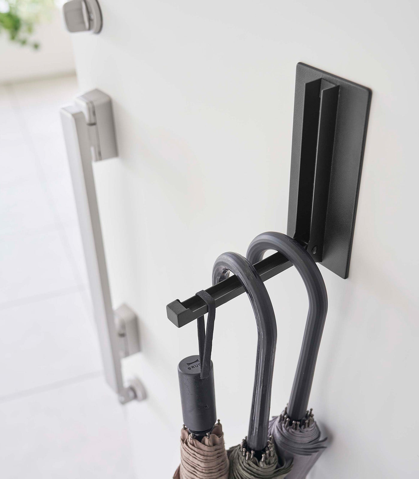 BowLift | Magnetic Folding Hook - Steel