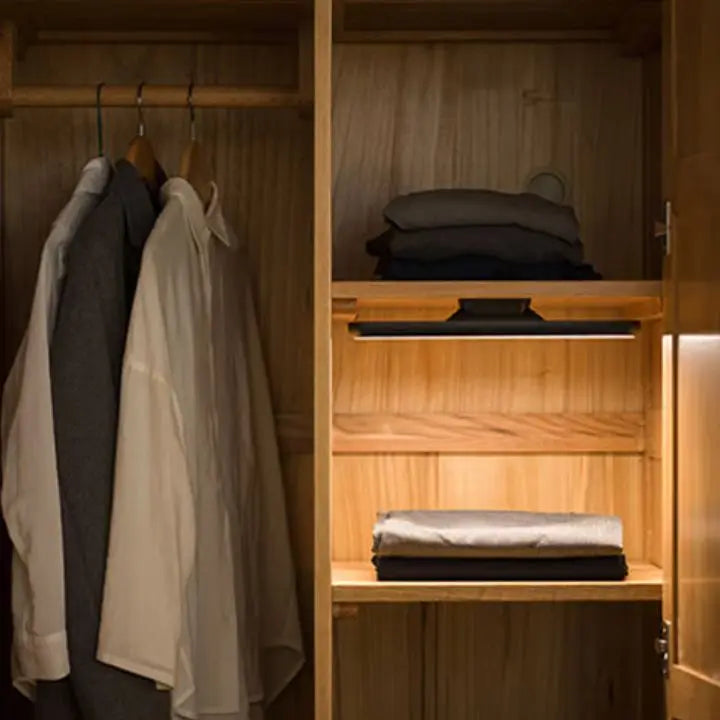 BowLift | Magnetic LED Touch Lamp – elegant, rechargeable & compact