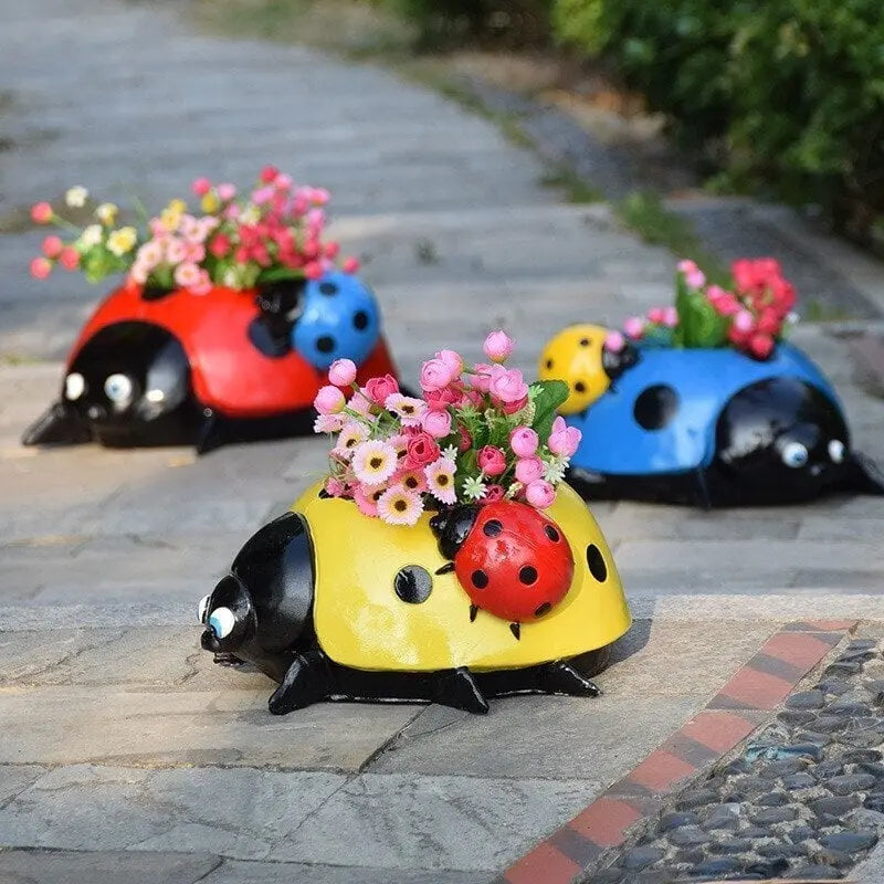 BowLift | Ladybug Flower Pot – Weatherproof Garden Decor made of Resin