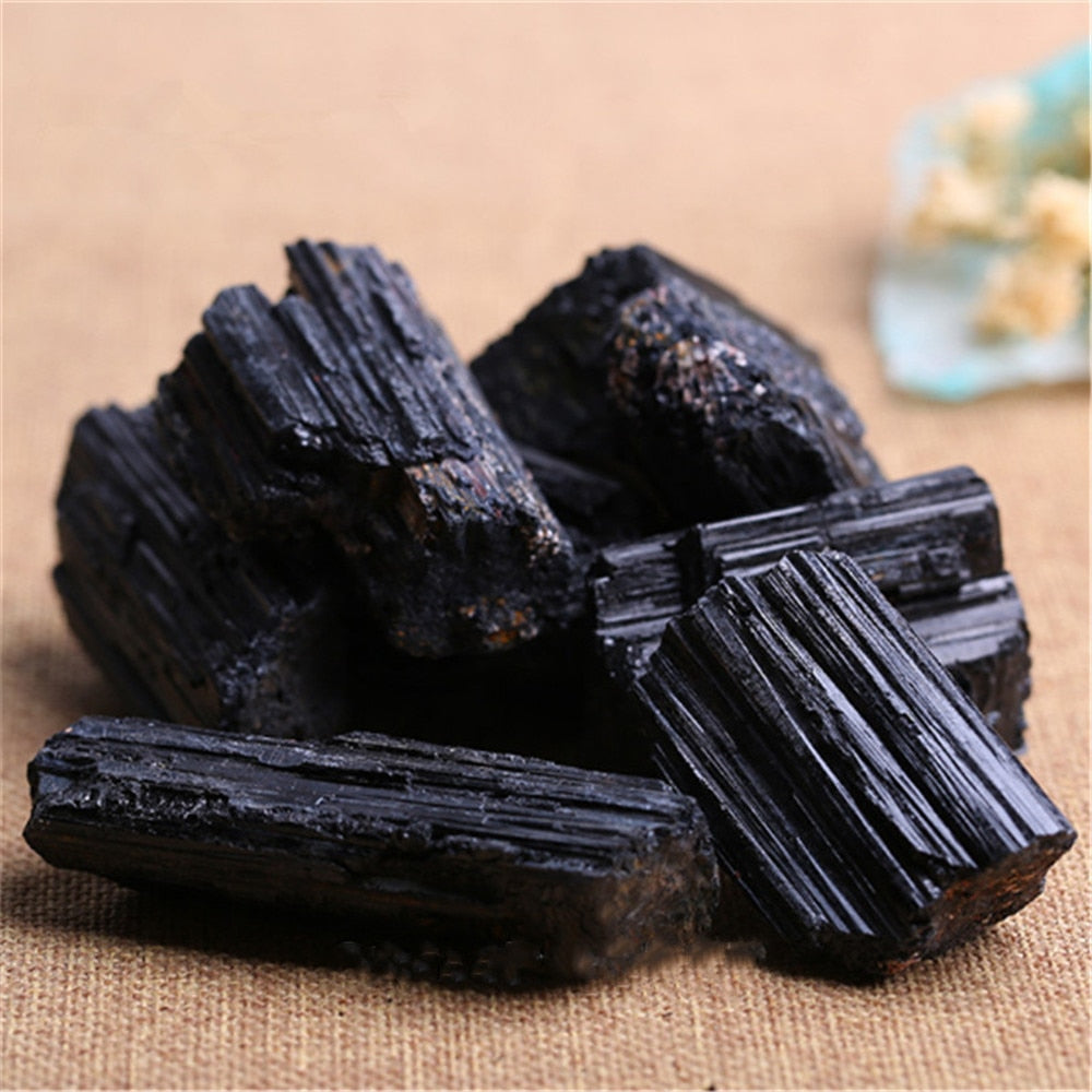 BowLift | Natural and mineral stones crystal black tourmaline raw stone home Ramadan decoration 2023