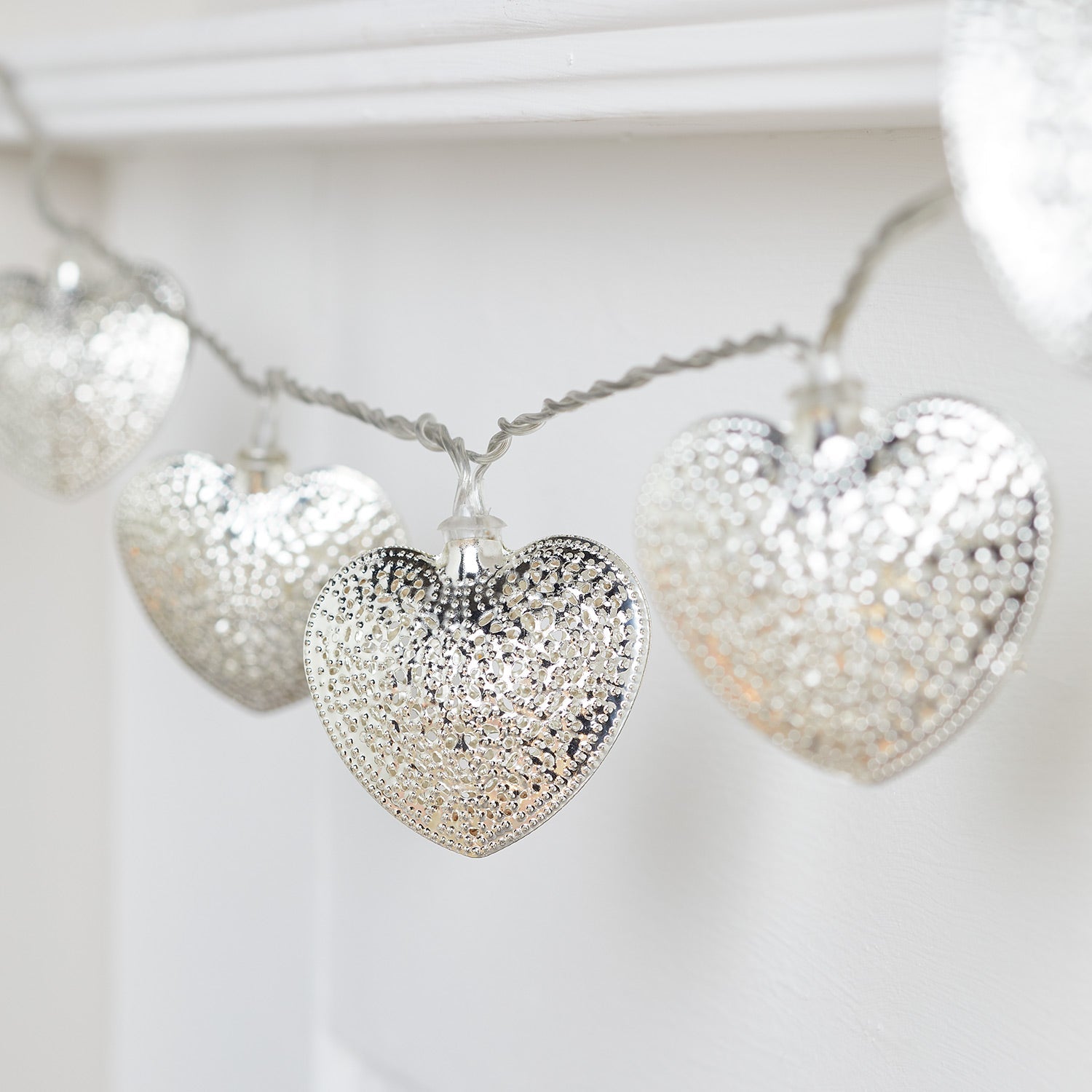 BowLift | 20 Metal Hearts String Lights Silver