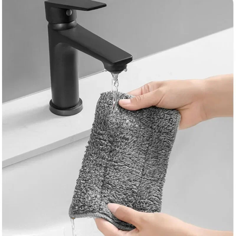 BowLift | CleanMaster Groove Cleaner | Ergonomic & Compact | Perfect for Windows & Corners