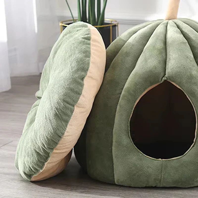 BowLift | CozyNest Pumpkin Cat Bed – Warm, Washable & Comfortable Cat Hideaway