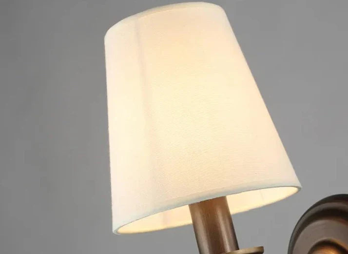 BowLift | BeamGlow – LED Wall Lamp with Stylish American Design