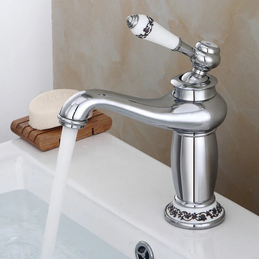 BowLift | GoldArt | Vintage-style faucet for your bathroom