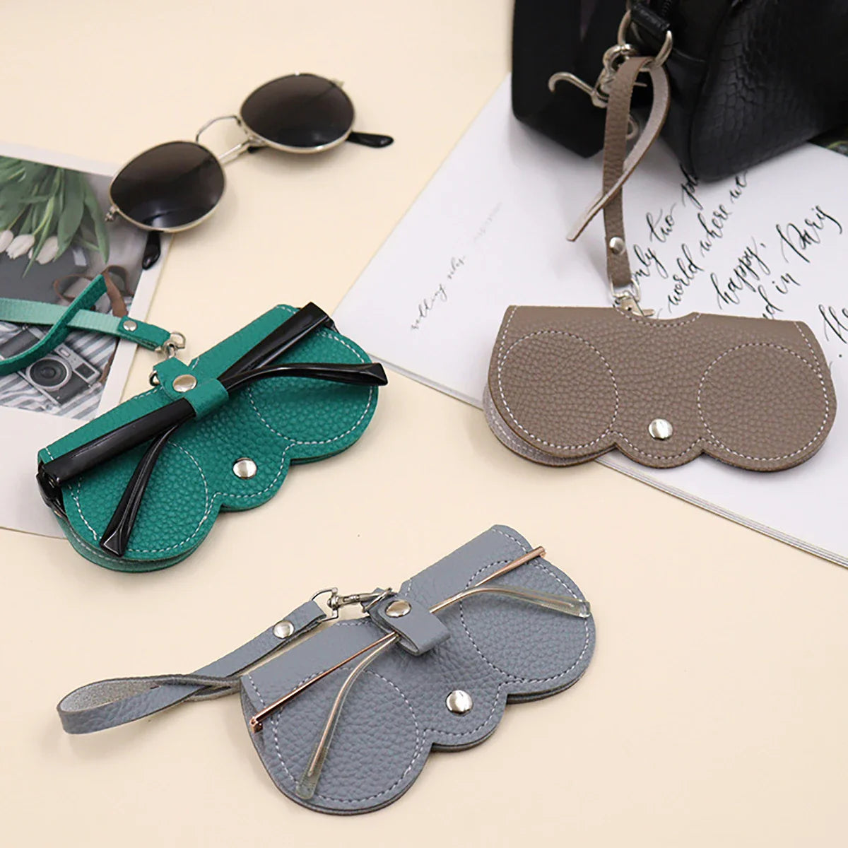 BowLift | Hanging PU Leather Sunglasses Pouch