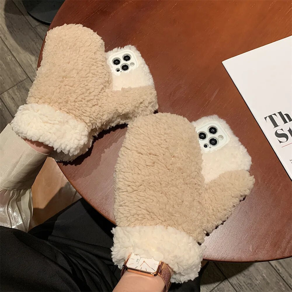 BowLift | Fluffy Fur iPhone Case Glove