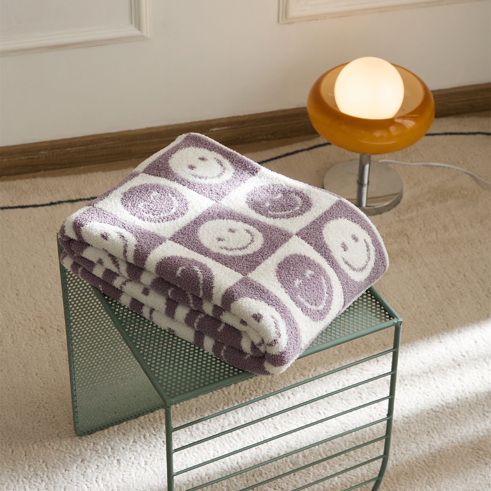 BowLift | Smiley Checked Blanket