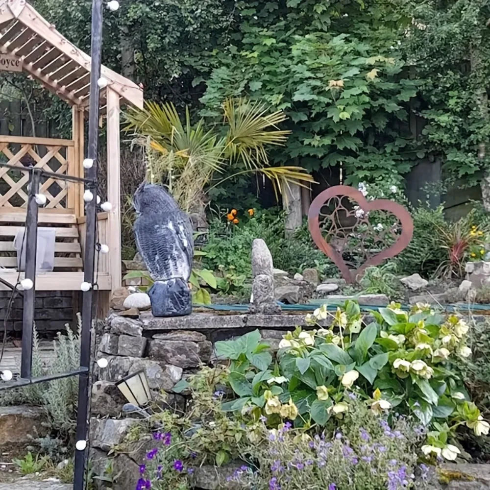 BowLift | HEARTORA Garden stake heart | Rust look metal | Rustic decor for Christmas, Easter & garden