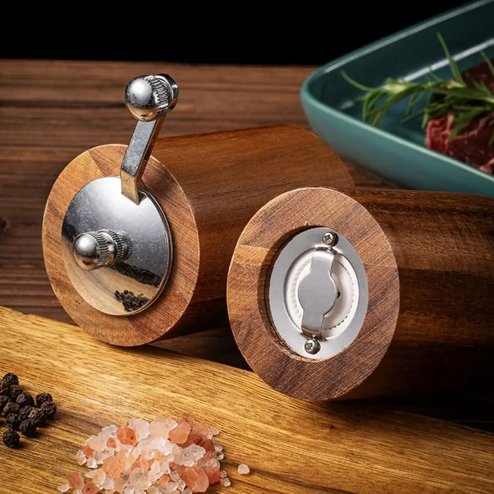 BowLift | Luxury set of manual salt and pepper mills made of wood
