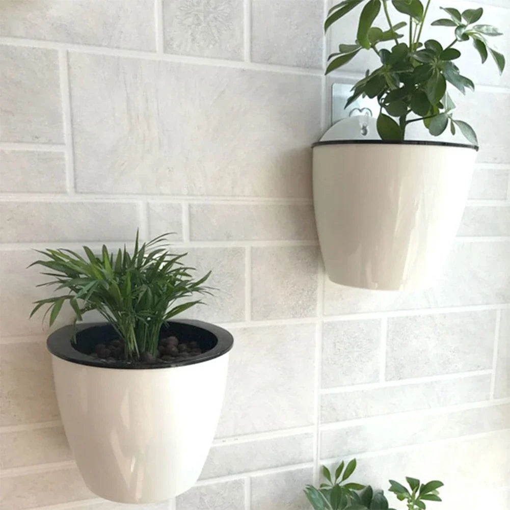 BowLift | Self-watering hanging plant pot – Modern flower pot for wall mounting