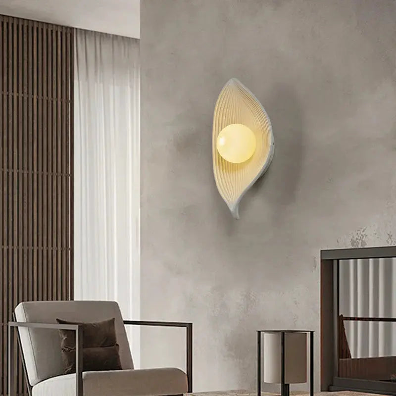 BowLift | Wall lamp LED leaf gold Elegant