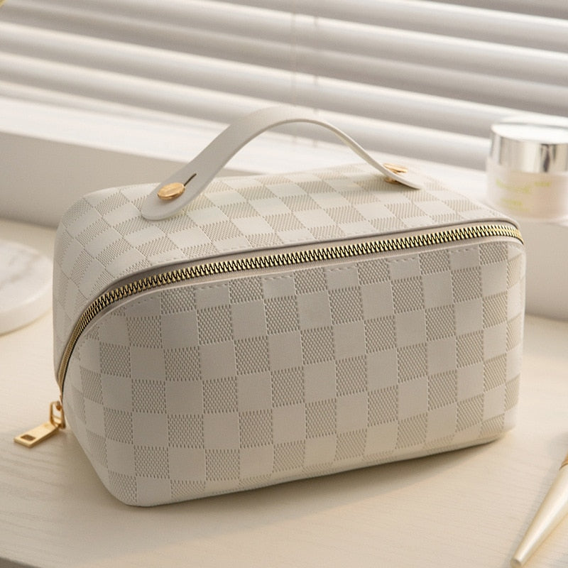 BowLift | Luxury Checkered Make-up Cosmetic Bag