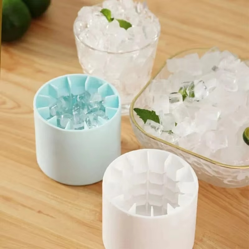 BowLift | Essential Round Silicone Ice Cube Maker
