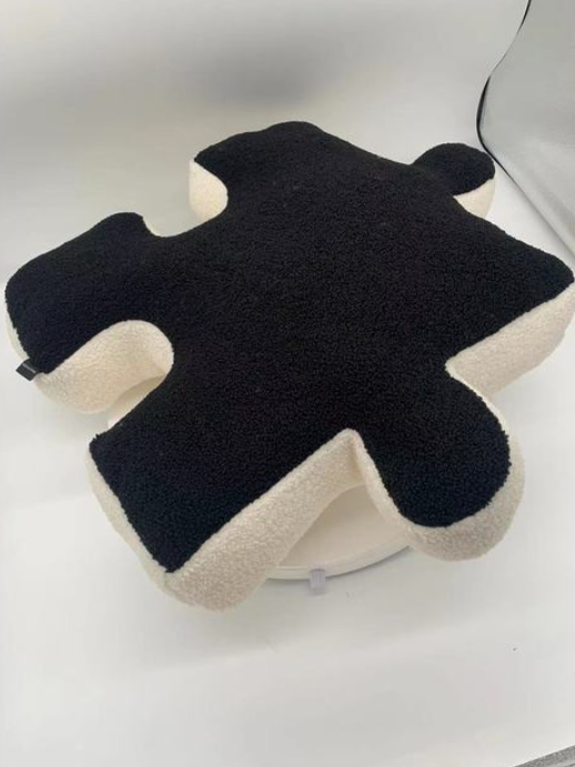 BowLift | Puzzle Block Pillow