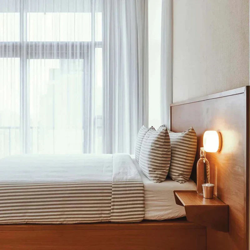 BowLift | Delicate Light and Subtle Recesses