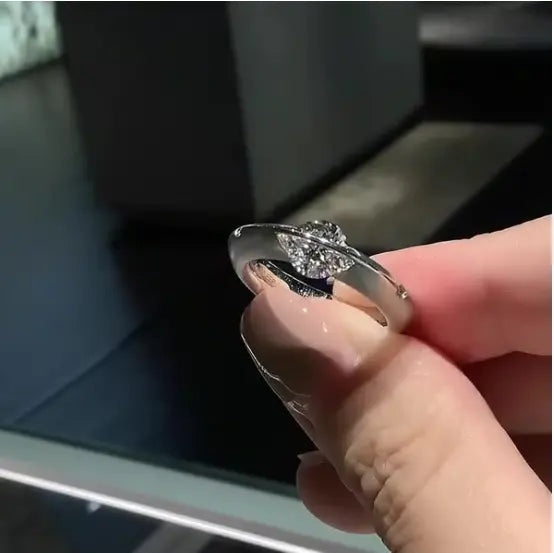 BowLift | StellarRing⢠Astro-Inspired Brilliance