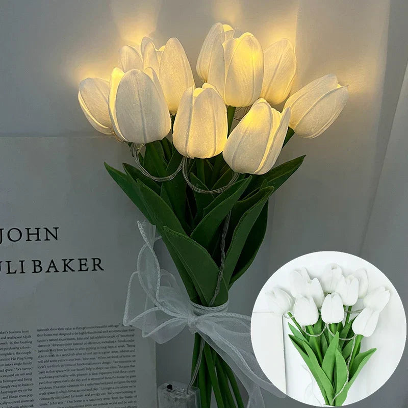 BowLift | LED lamp with artificial tulip bouquet perfect for gifts or as wedding party home decorations