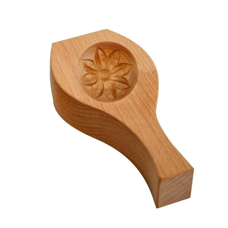 BowLift | Wooden Moon Dumpling Maker Mold