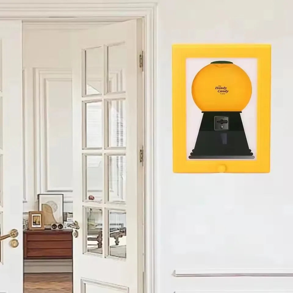 BowLift | Hanging Candy Frame