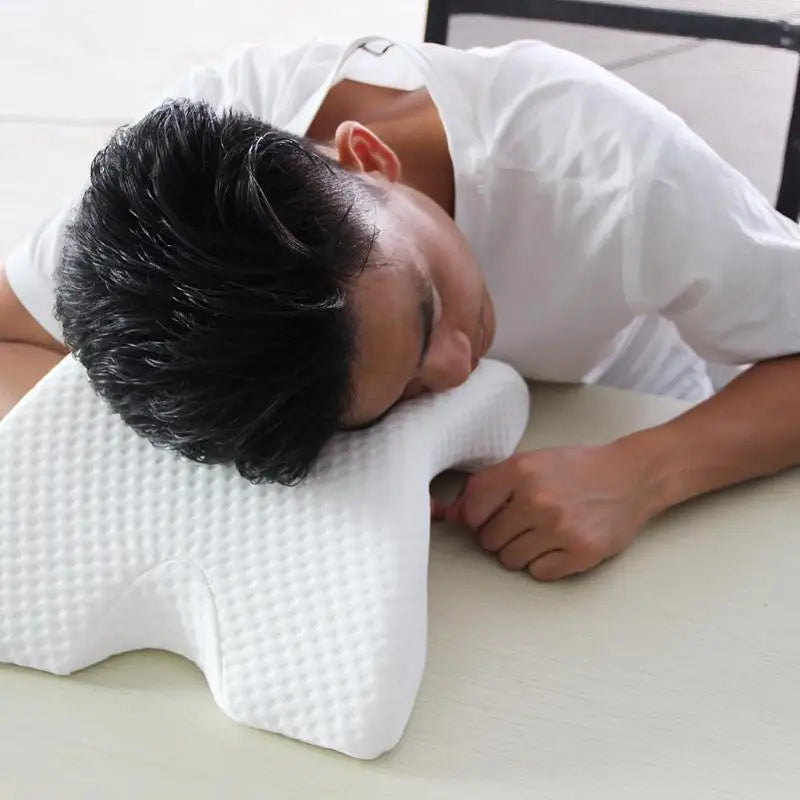 BowLift | Curved Orthopedic Memory Foam Pillow