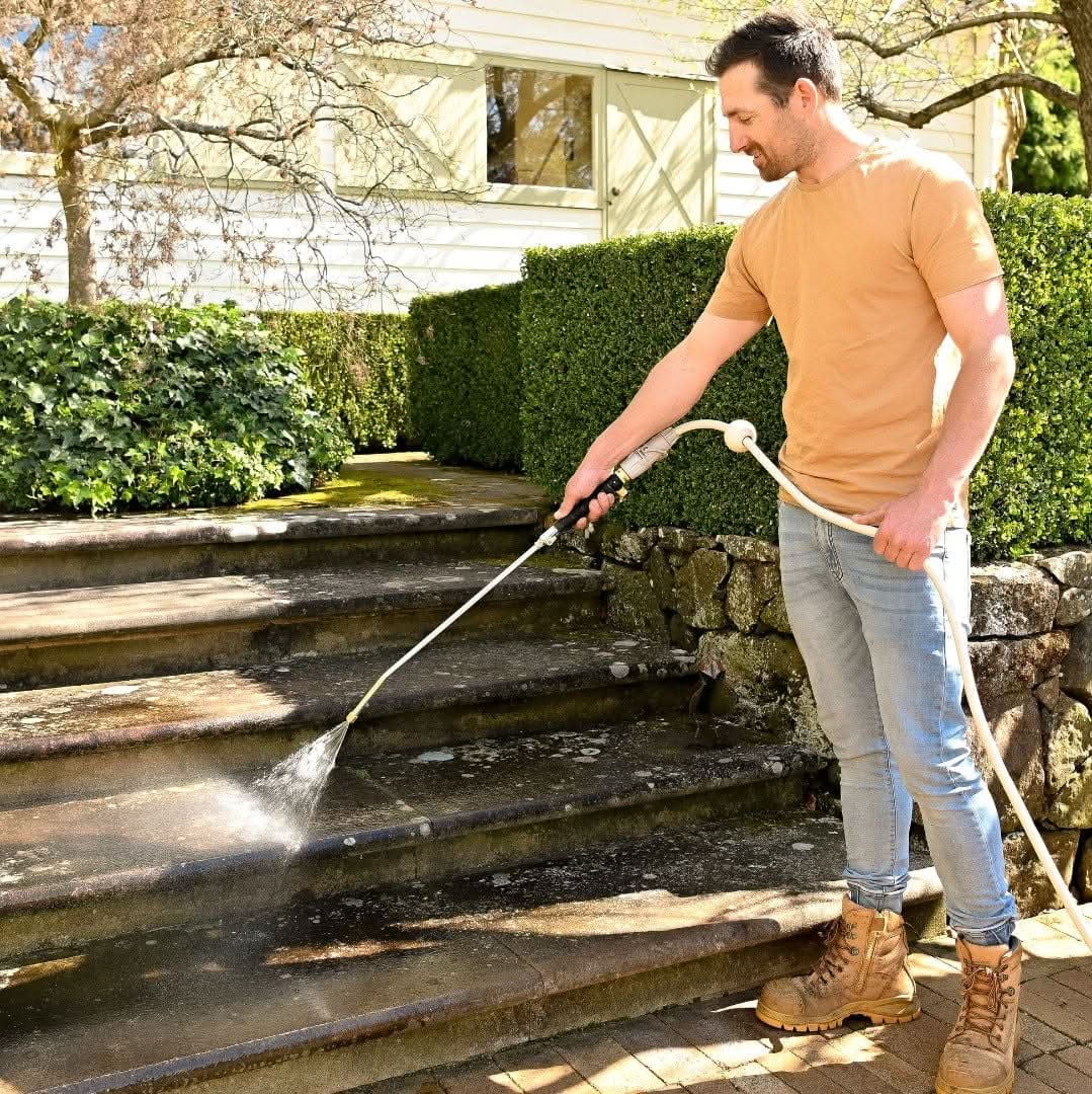 BowLift | High-pressure water cleaner for versatile exterior cleaning