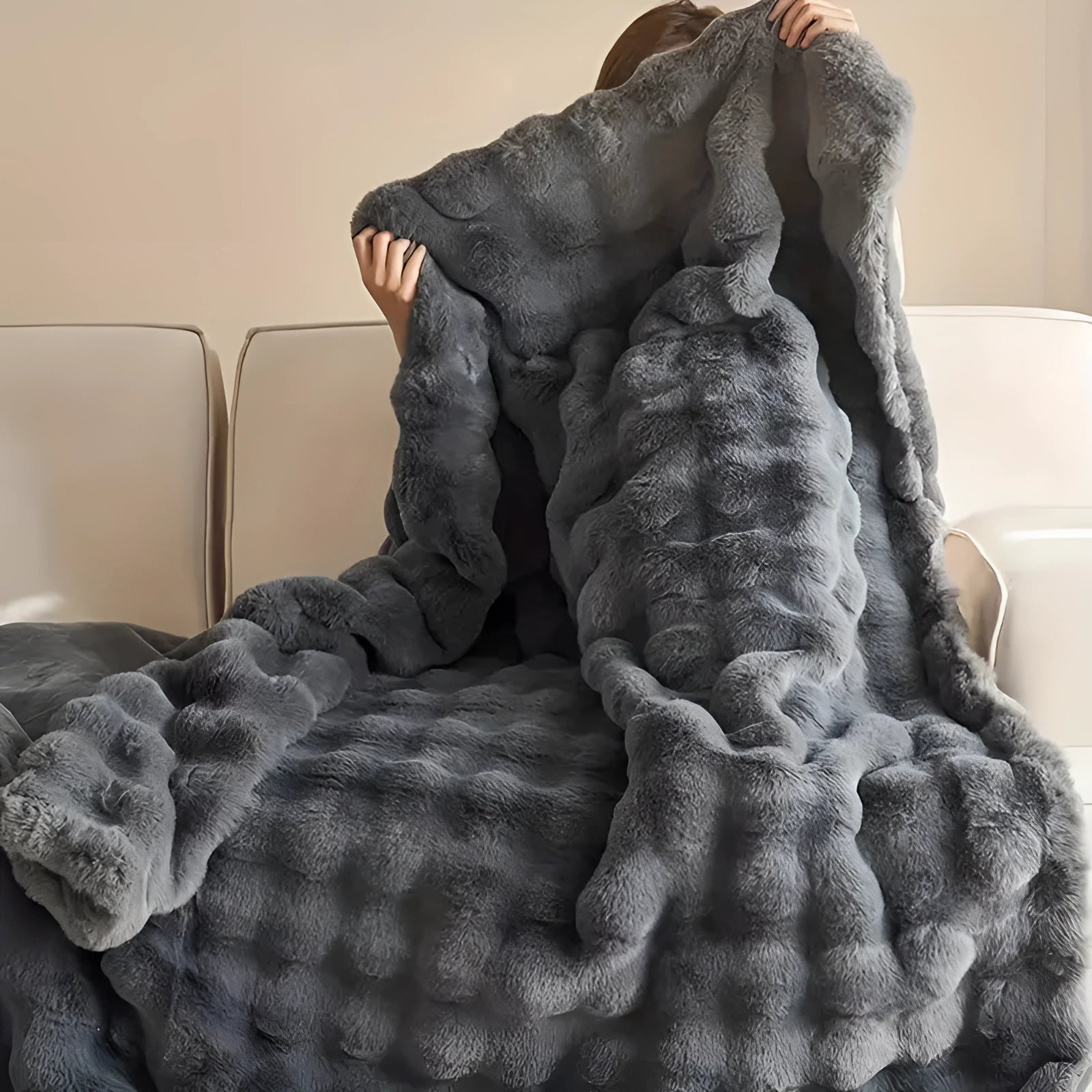 BowLift | Faux Fur Chunky Knit Duvet Cover Throw