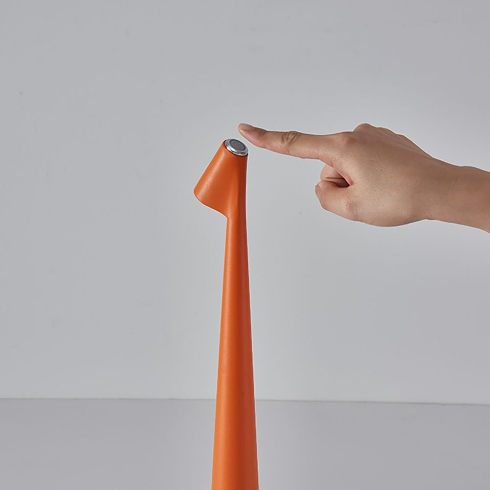 BowLift | Wireless LED lamp in minimalist design | Table lamp