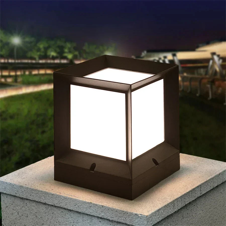 BowLift | GlowSphere - Outdoor Standing Lamp for Gates and Driveways