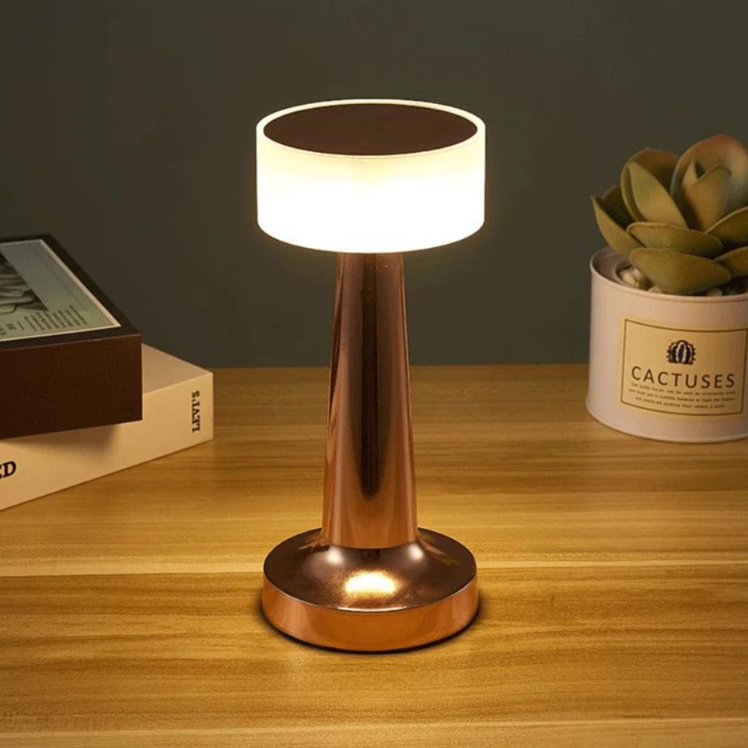 BowLift | Eindhoven Frances Retro Bar Table Lamp