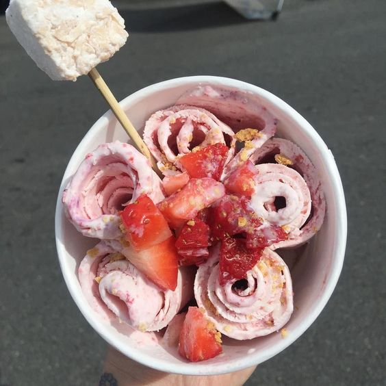 BowLift | FrostyWhip - Yogurt Ice Cream Machine