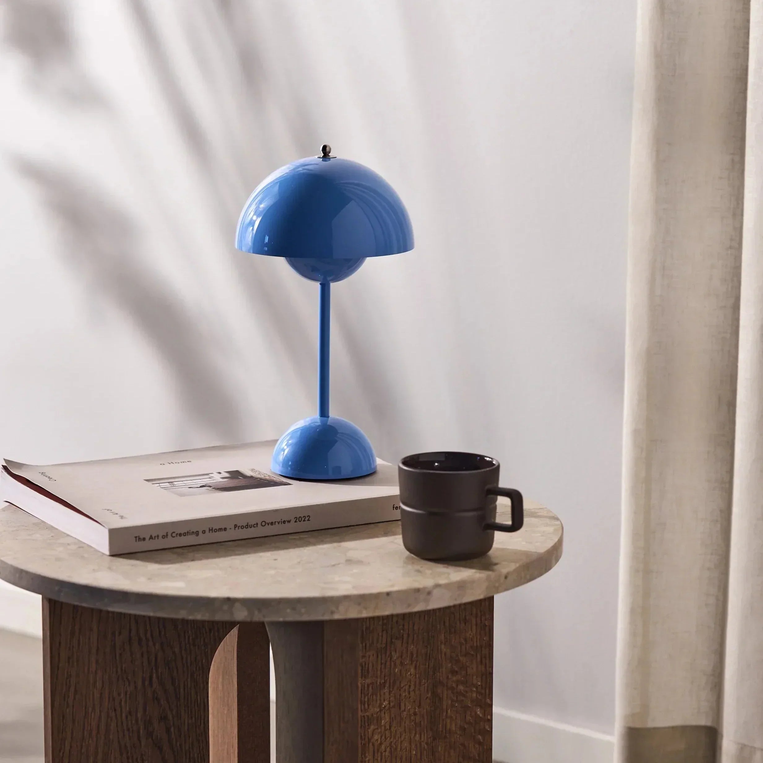 BowLift | Lunarglo | LED table lamp
