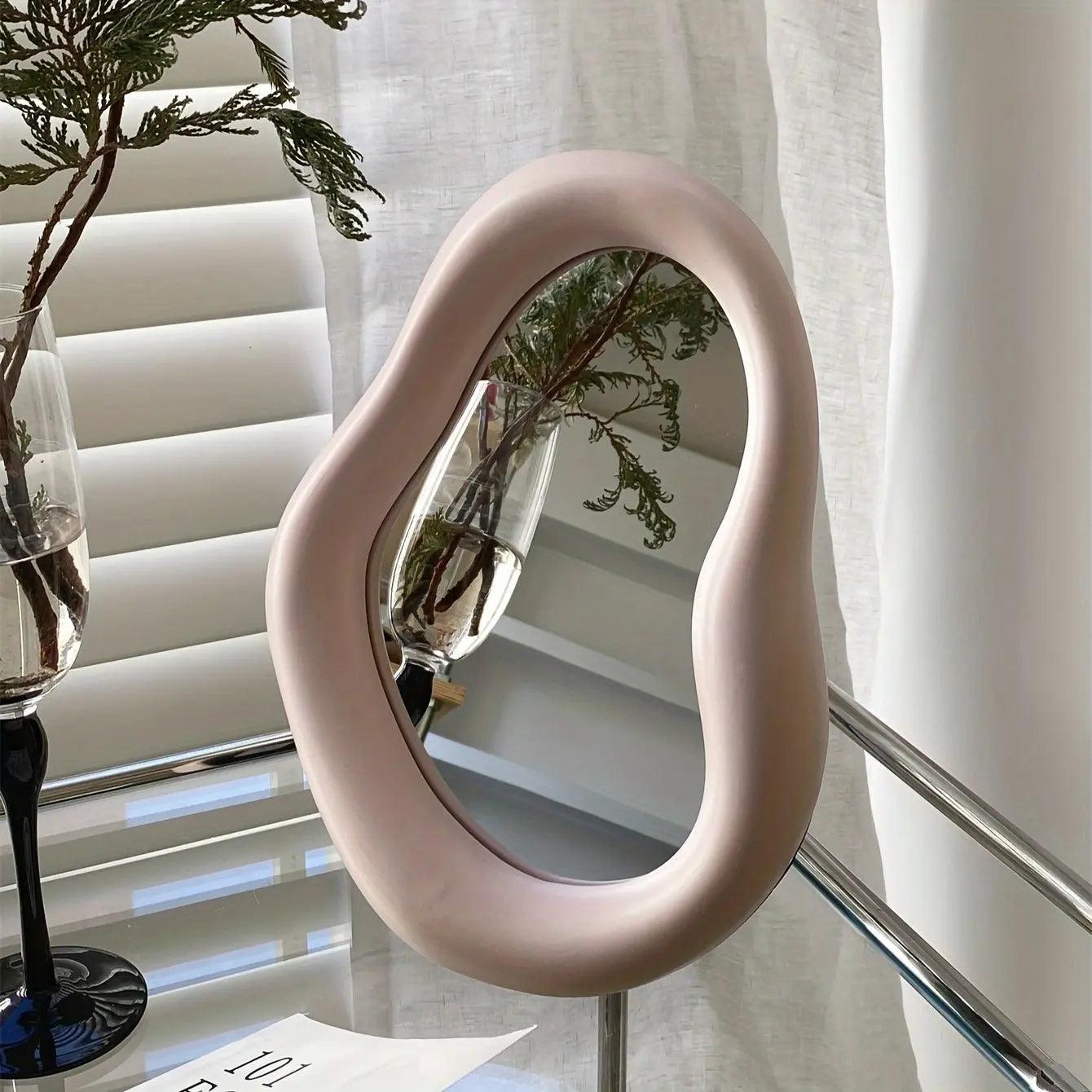 BowLift | ReflectaCharm - Timeless Vintage Mirror