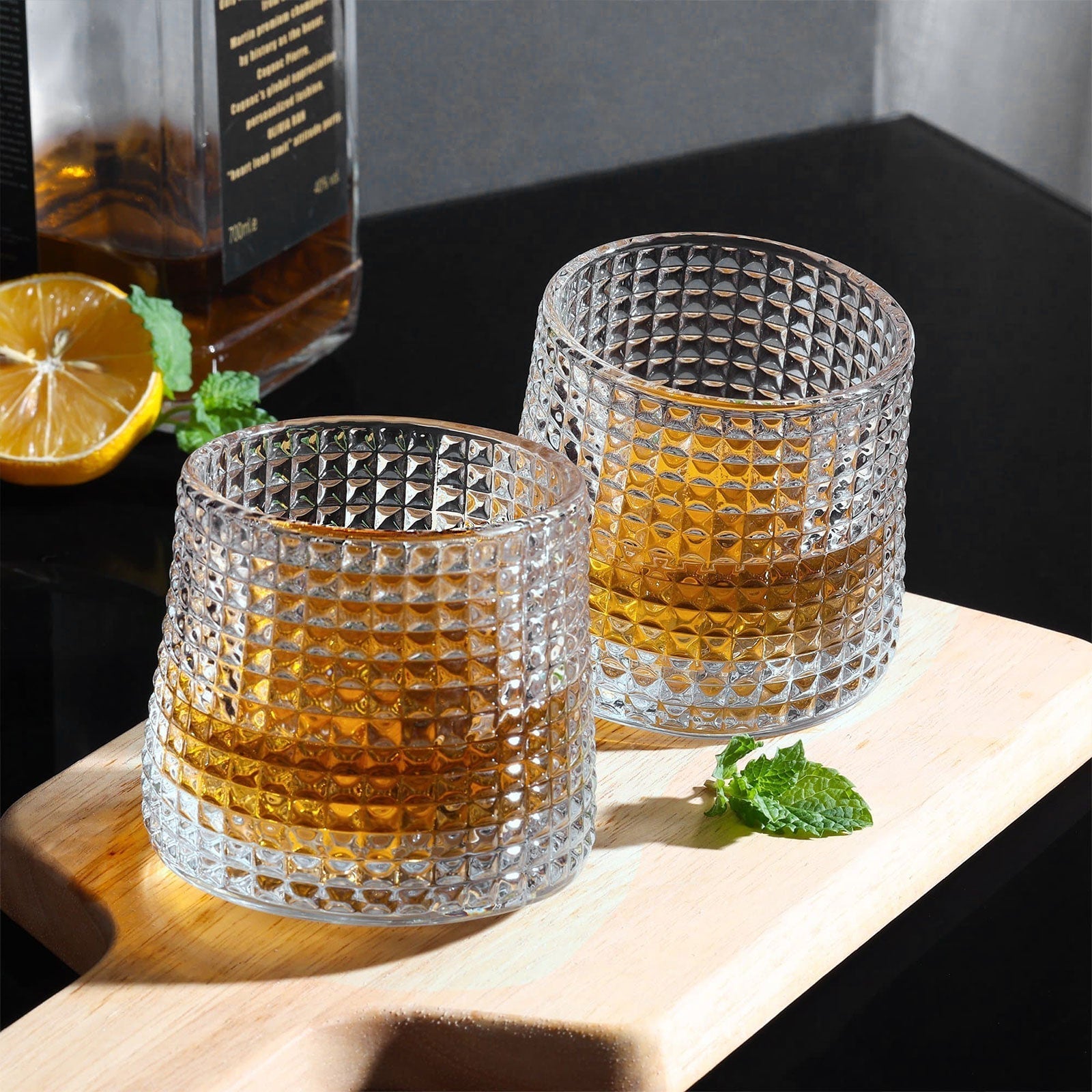 BowLift | Rotatable Whiskey Tumbler Set