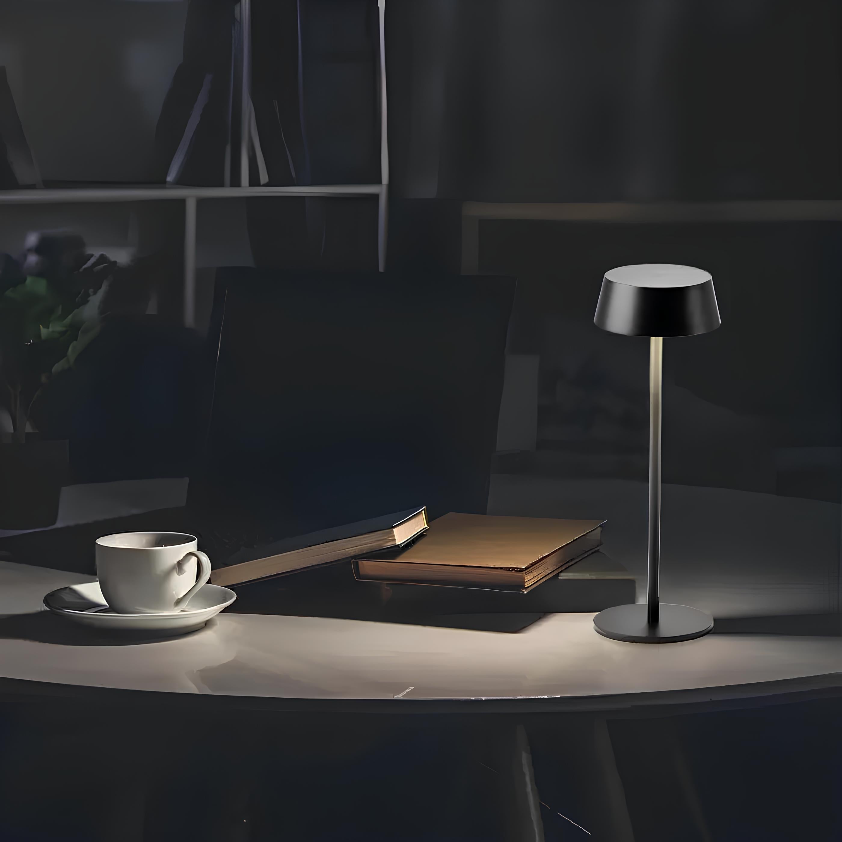 BowLift | Sleek Modern Table Lamp