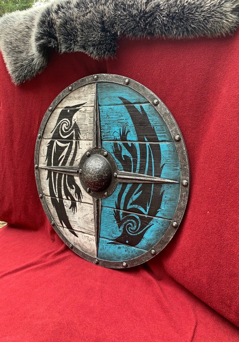 BowLift | Eivor Valhalla Raven Battle Damaged Viking Wooden Shield 30CM